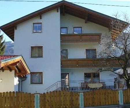 Ferienwohnungen Egger Zell am Ziller Exterior photo