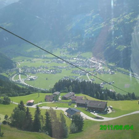 Ferienwohnungen Egger Zell am Ziller Exterior photo